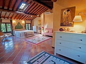 Internet - Wohnung in Cascina mit Privatparkplatz by Interhome (Cascina)