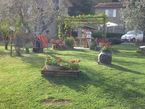 Property grounds - Die Scheune von Penelope by Interhome (La Sassa)