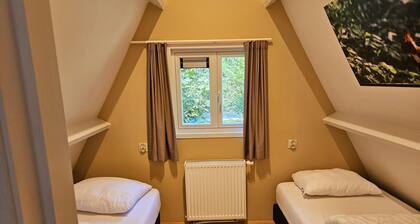 Lovely Private Chalet Near Durbuy