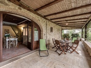 Outdoor dining - Wohnung Casole d'Elsa by Interhome (Casole d'Elsa)