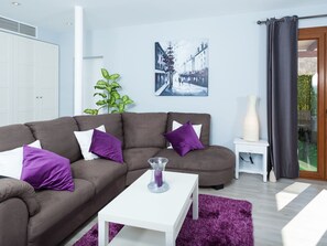 Living area - Mafloras Luxus und Strand Appartement by Interhome (Cala Millor)