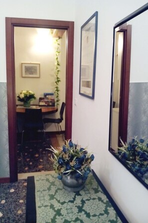 Interior - Ca'del Ravano' Wohnung mit Blick aufs Wasser by Interhome (Venice)