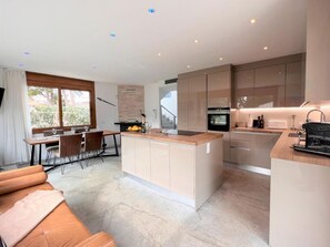 Fridge, microwave, oven, dishwasher - CASA TRES CALES by Interhome (L'Ametlla de Mar)