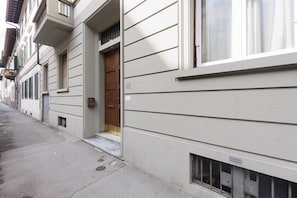 Exterior detail - Savonarola Comfort Apartment (Firenze)