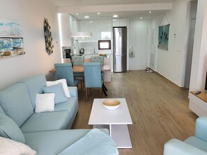 TV - Penthouse in Torrevieja by Interhome (Torrevieja)