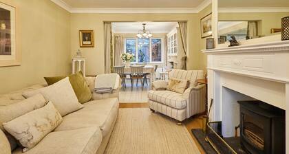 Host and Stay 36 Hardy Meadows