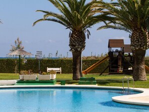 Pool - Erste Strandlinie, Wifi und Heizung by Interhome (Dénia)