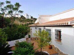 Terrace/patio - Villa de la Luz by Interhome (Pego)