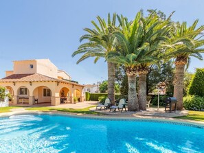Pool - Haus mit privatem Pool, Garten und privatem Park by Interhome (Dénia)