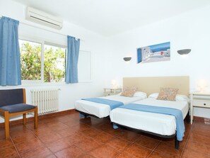 4 bedrooms, Internet - Villa Menorca by Interhome (Cala d'Or)