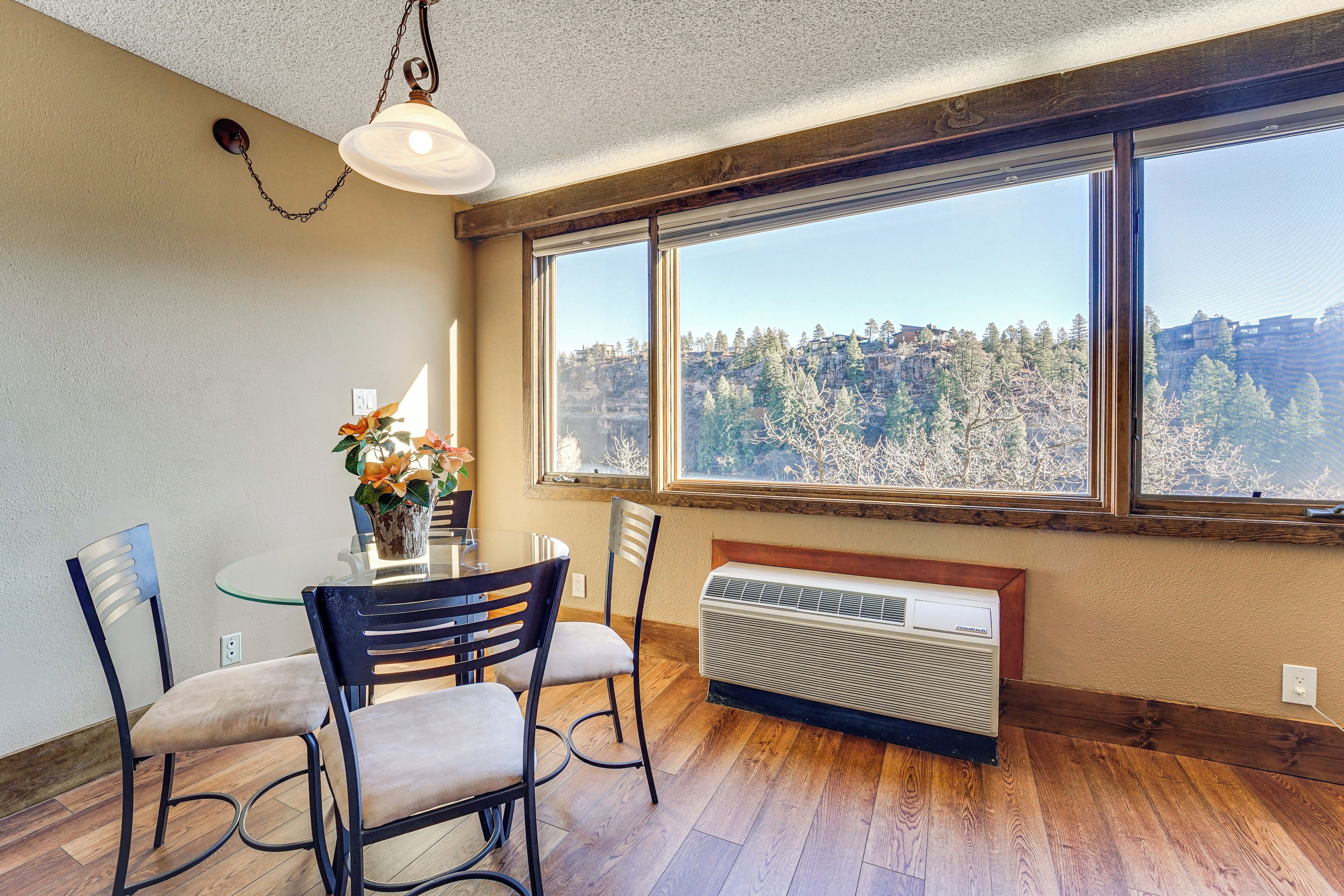 Apartment (0 Bedroom) | Interior