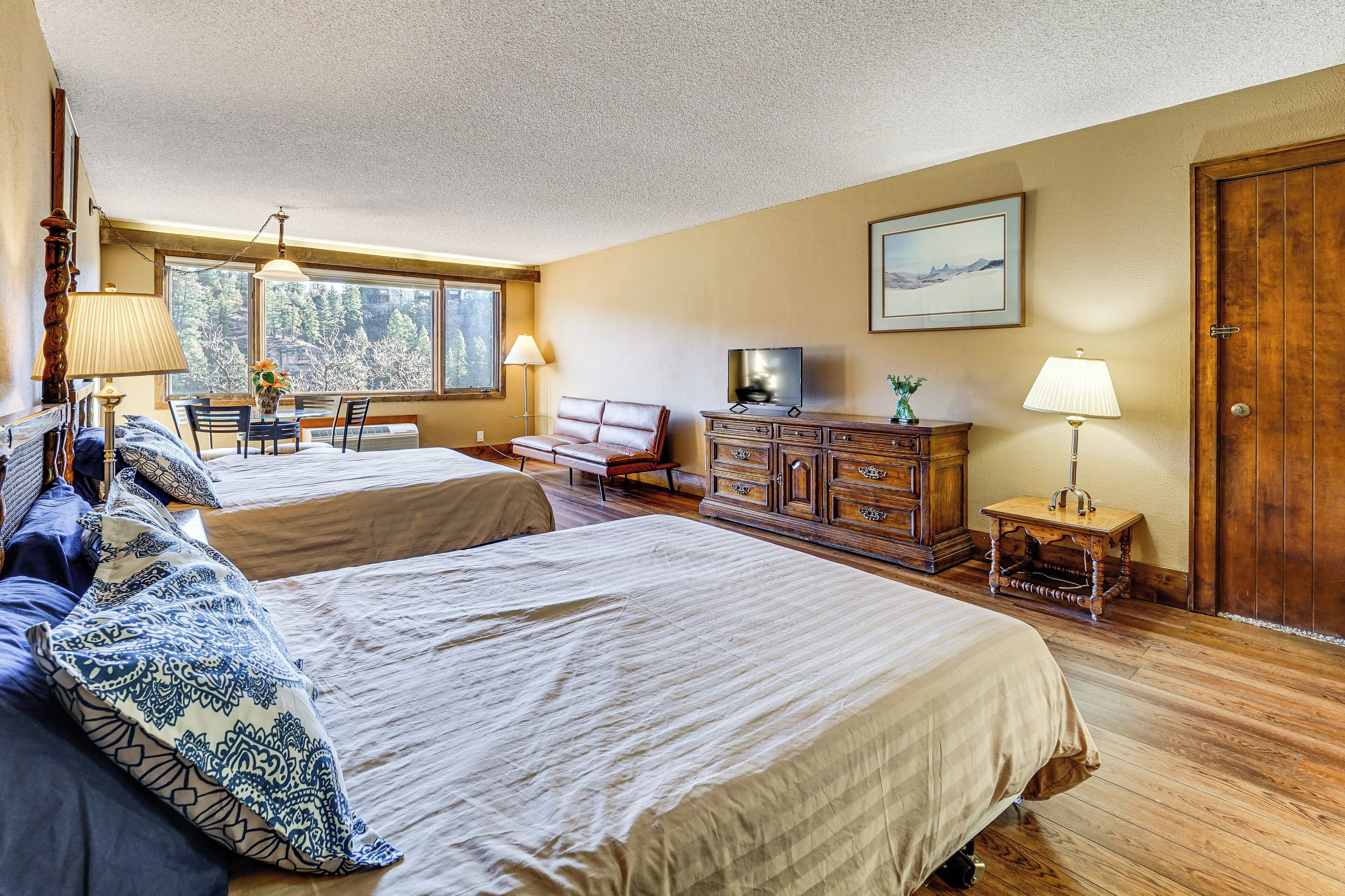 Apartment (0 Bedroom) | Interior