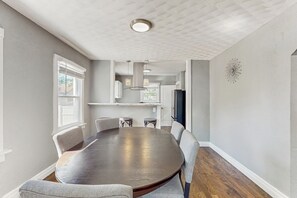 獨棟房屋 (4 Bedrooms) | 住宿內部