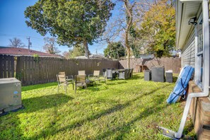 Apartment (2 Bedrooms) | Interior - < 1 Mi to Beach! Quaint Norfolk Duplex w/ Yard (Norfolk)