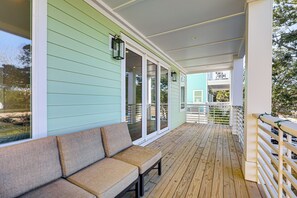 Interior - Walk to Water & Greenway! Luxe Carolina Beach Home (Carolina Beach)