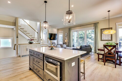 Walk to Water & Greenway! Luxe Carolina Beach Home