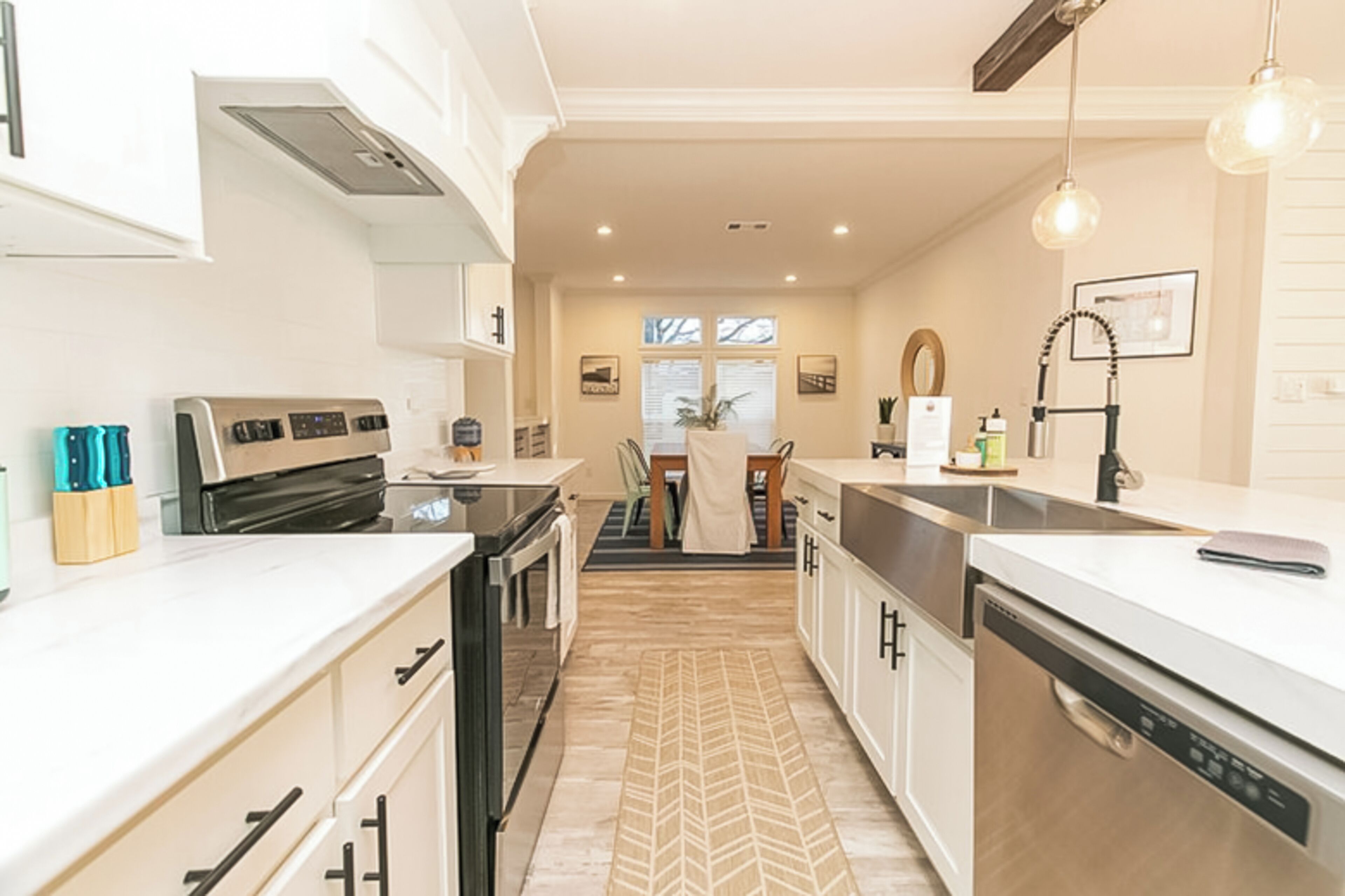 House (4 Bedrooms) | Interior