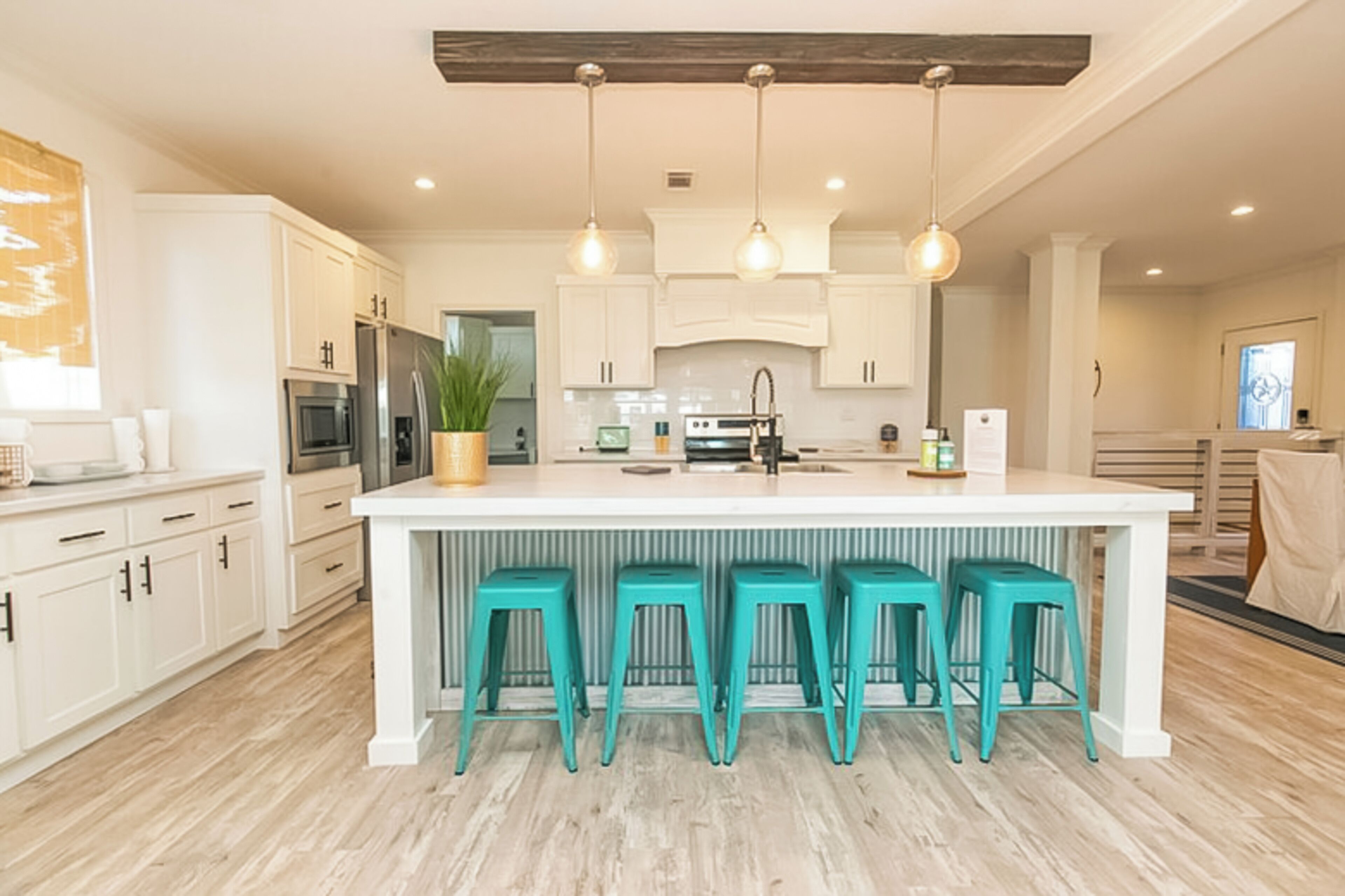 House (4 Bedrooms) | Interior