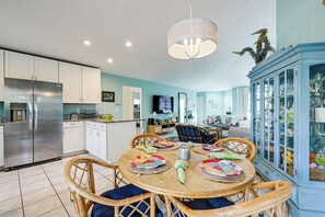 House (3 Bedrooms) | Interior - Bike to State Park: Family Getaway in Naples (Naples)
