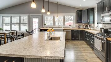 Maison (6 Bedrooms) | Intérieur