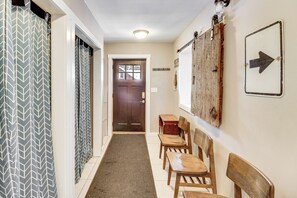 House (6 Bedrooms) | Interior - Group Retreat Near Spirit Mtn & Duluth Lakefront! (Duluth)