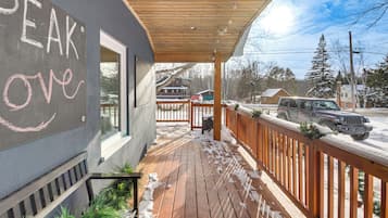 House (6 Bedrooms) | Interior