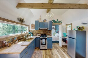 House (1 Bedroom) | Interior
