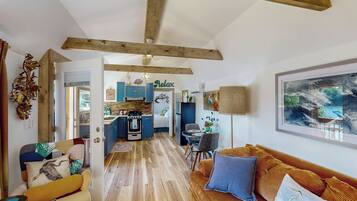 House (1 Bedroom) | Interior