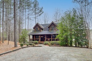 House (4 Bedrooms) | Interior - Great for Groups! Quiet Nebo Cabin w/ Lake Access (Nebo)