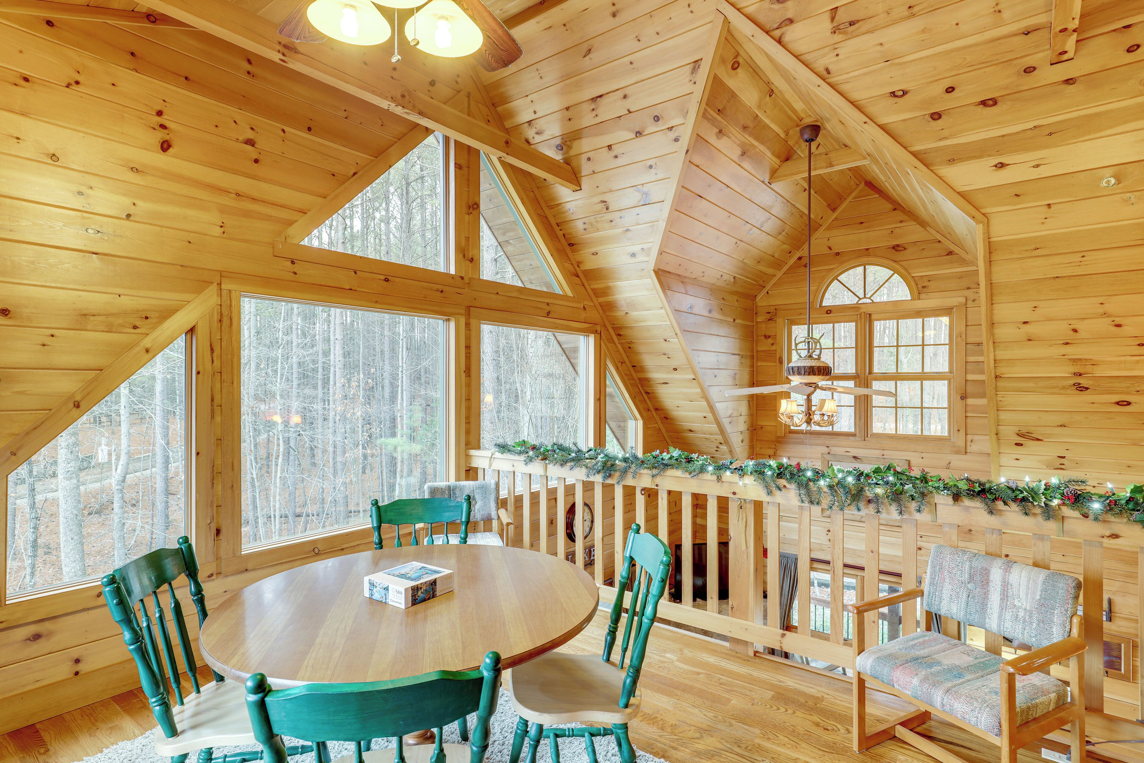 House (4 Bedrooms) | Interior