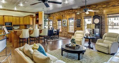 New York-style Loft on Main St: Dtwn Enterprise