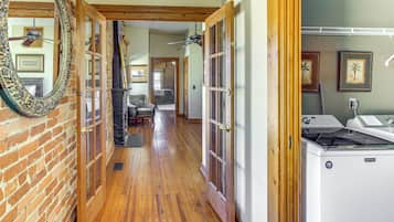 Apartment (3 Bedrooms) | Interior