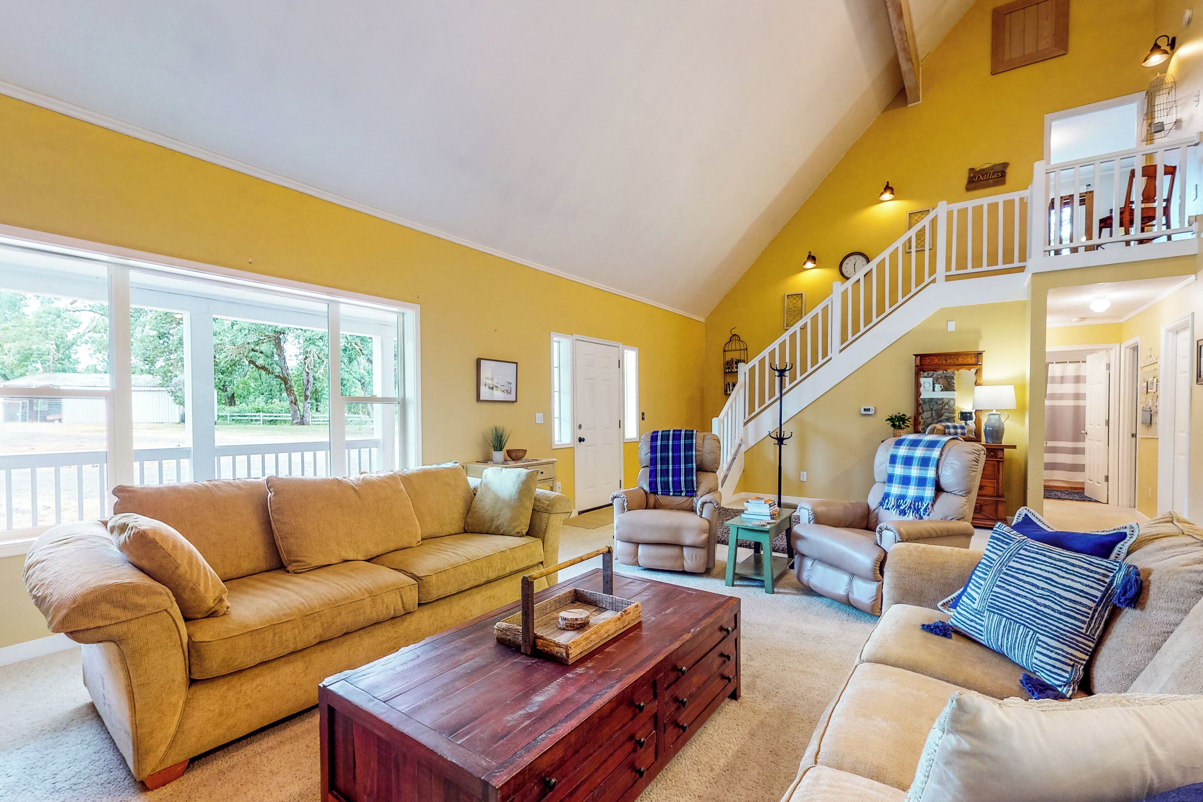 المنشأة من الداخل