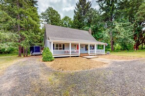 House (3 Bedrooms) | Interior - Homested Retreat: Secluded Home! (Dallas)