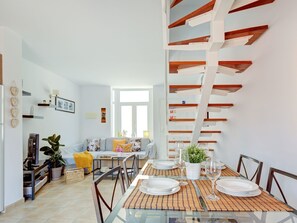 Interior - Private Terrasse, Schwimmbad, Parkplatz, Wi-Fi, by Interhome (Antigua)