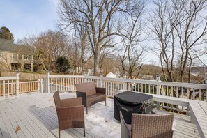 Interior - Home w/ Lake Views & Deck in New Jersey Highlands! (Stanhope)