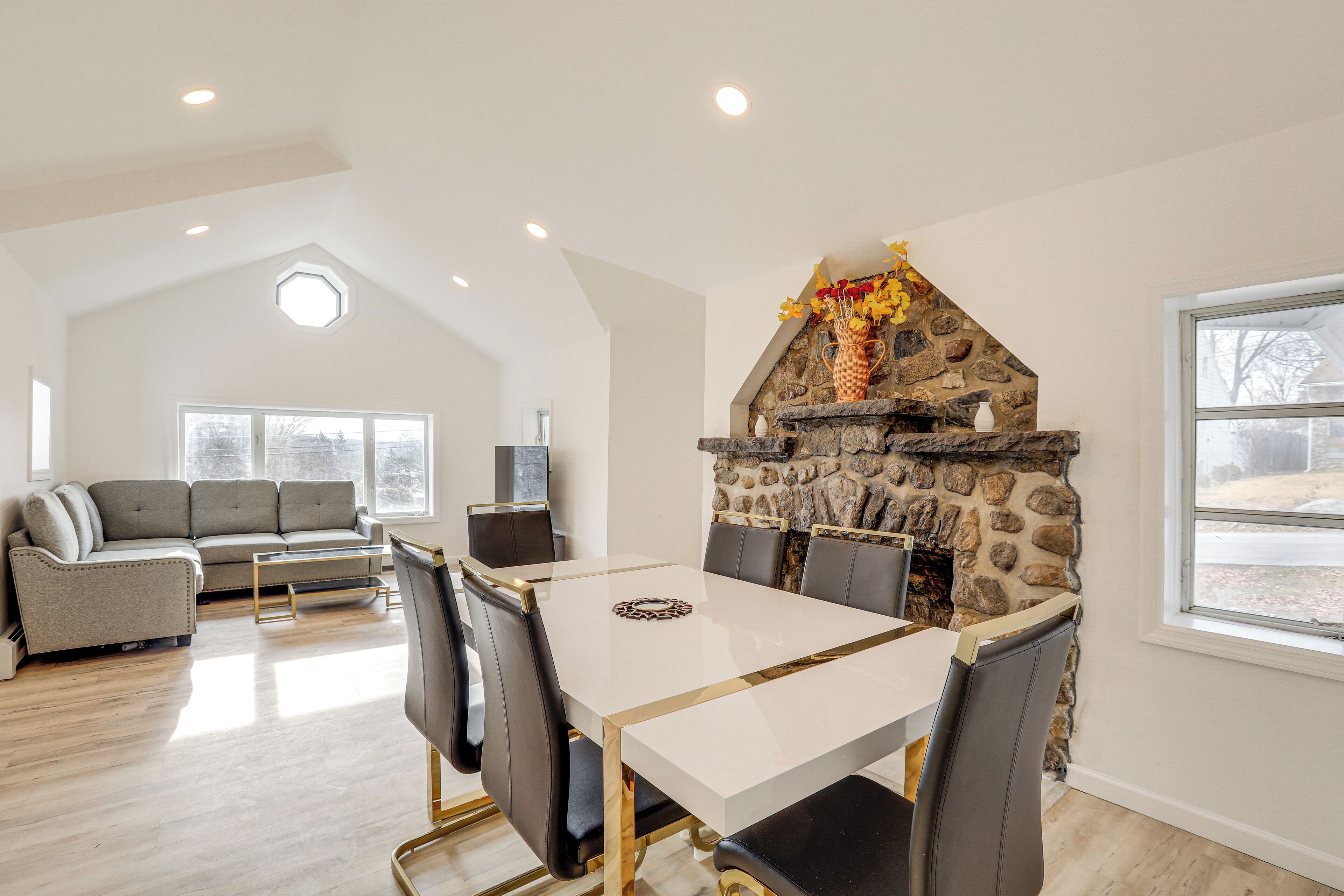 House (3 Bedrooms) | Front of property