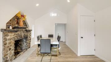 Casa (3 Bedrooms) | Parte interna