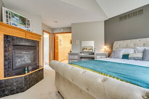 House (4 Bedrooms) | Interior - Rare Gem on a Ravine, Family Home in North Mankato (Mankato)