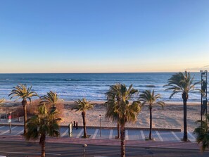 Beach - Sonnenstraße by Interhome (Salou)