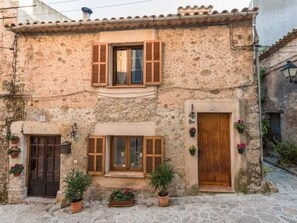 Exterior detail - Das Haus von Macarena by Interhome (Valldemossa)