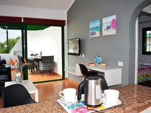 Dining - Apartamento con terraza by Interhome (Puerto del Carmen)