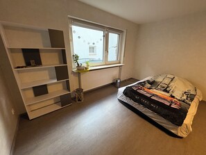 Strygejern/strygebræt, Wi-Fi, sengetøj