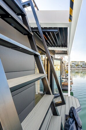 Luxury Mobile Home, Sea View | Terrace/patio - The Homeboat Company Albufeira (Albufeira)