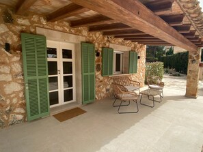 Exterior detail - Idyllische Finca mit Garten und Pool by Interhome (Santanyí)