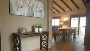Unclassified image, 4 of 26, button - Modernes, geräumiges Ferienhaus in einem Natursc by Interhome (Frigiliana)