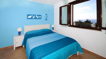 2 bedrooms, in-room safe, iron/ironing board, travel crib