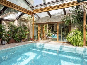 A heated pool - 5-Suiten Madrid Villa Oasis, Schwimmbad-Spa, Fitnessraum, Club by Interhome (Madrid)