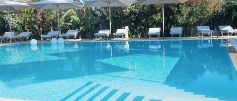 Piscina a l'aire lliure