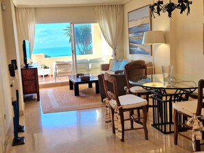 Living area - Strandlage Neptuno I, Elviria-Marbella by Interhome (Marbella)